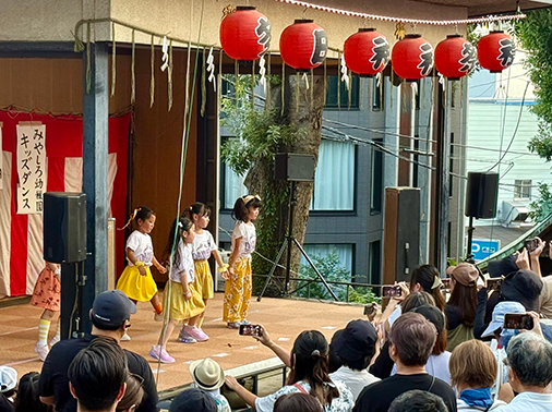 キッズダンス風景